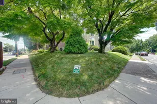 834 E Vernon Rd, Philadelphia, PA 19119 - Photo 3