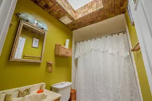 418 W Woodlawn St, Philadelphia, PA 19144 - Photo 47