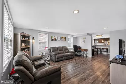8619 Ferndale Street, Philadelphia, PA 19115 - Photo 5