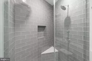1555 Ridge Ave, Philadelphia, PA 19130 - Photo 9