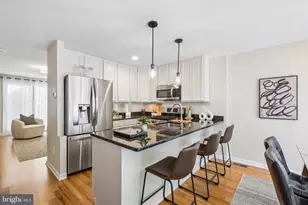 601 S 17th St, Philadelphia, PA 19146 - Photo 5