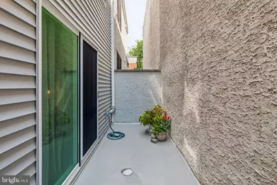 601 S 17th Street, Philadelphia, PA 19146 - Photo 11
