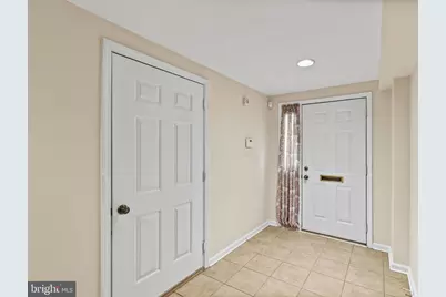 601 S 17th Street, Philadelphia, PA 19146 - Photo 27
