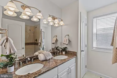 601 S 17th Street, Philadelphia, PA 19146 - Photo 23