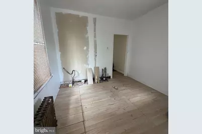 6885 Forrest Avenue, Philadelphia, PA 19138 - Photo 13