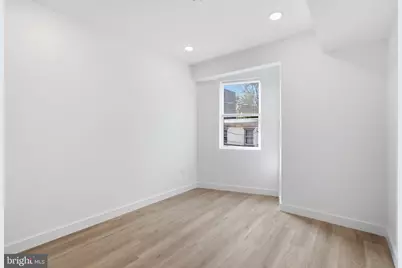 1027 W Arizona Street, Philadelphia, PA 19133 - Photo 15