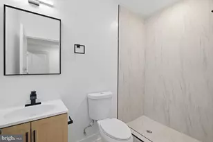 2251 N 12th St, Philadelphia, PA 19133 - Photo 13