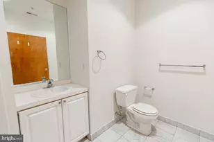 1411-4 Walnut St, Philadelphia, PA 19102 - Photo 27
