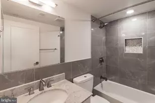 751 N 20th St, Philadelphia, PA 19130 - Photo 7