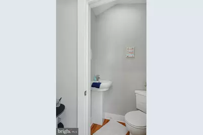 2049 E Hagert Street #UPPER, Philadelphia, PA 19125 - Photo 21