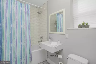 2049 E Hagert Street #UPPER, Philadelphia, PA 19125 - Photo 9