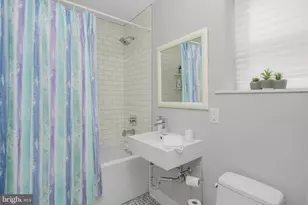 2049 E Hagert St, Philadelphia, PA 19125 - Photo 9
