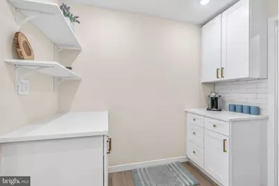 1739 S 5th Street #UNIT B, Philadelphia, PA 19148 - Photo 5