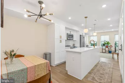 1739 S 5th Street #UNIT B, Philadelphia, PA 19148 - Photo 1