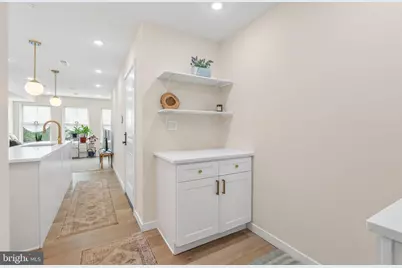 1739 S 5th Street #UNIT B, Philadelphia, PA 19148 - Photo 5