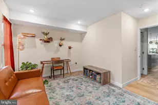 1739 S 5th St, Philadelphia, PA 19148 - Photo 7