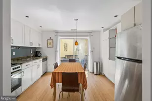 930 League St, Philadelphia, PA 19147 - Photo 11