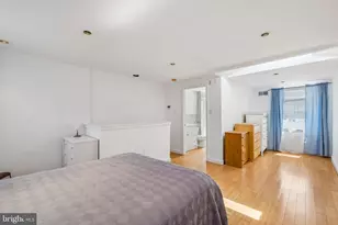 930 League St, Philadelphia, PA 19147 - Photo 17