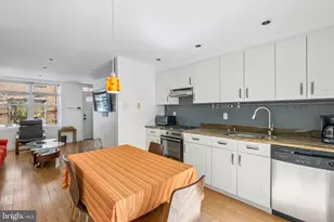930 League St, Philadelphia, PA 19147 - Photo 9