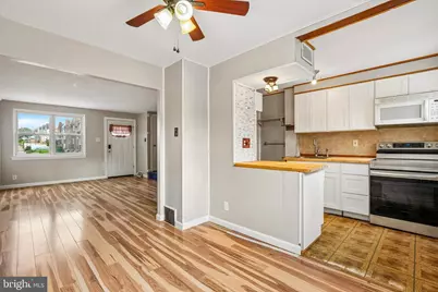 5954 Newtown Avenue, Philadelphia, PA 19120 - Photo 7