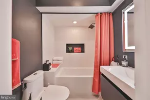 2028 Pemberton St, Philadelphia, PA 19146 - Photo 27