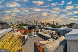 2028 Pemberton St, Philadelphia, PA 19146 - Photo 3