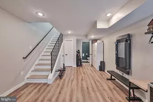2028 Pemberton St, Philadelphia, PA 19146 - Photo 59