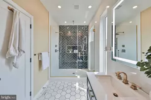 2028 Pemberton St, Philadelphia, PA 19146 - Photo 45
