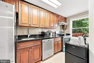 2633 Sorento Rd, Philadelphia, PA 19131 - Photo 13