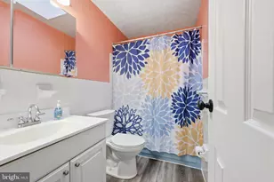 10925 Lockart Rd, Philadelphia, PA 19116 - Photo 19