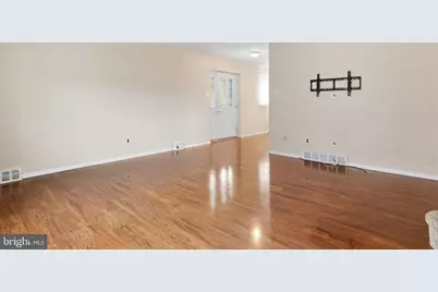 10925 Lockart Road, Philadelphia, PA 19116 - Photo 13
