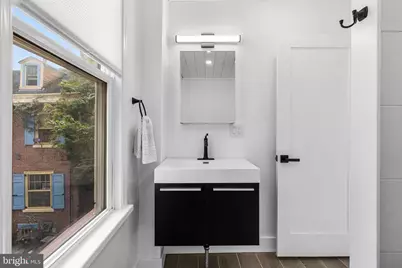 765 S 4th Street #B, Philadelphia, PA 19147 - Photo 21