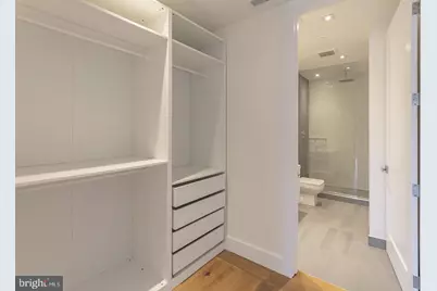 240 N 2nd Street #UNIT 2W, Philadelphia, PA 19106 - Photo 9