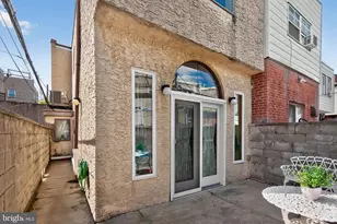 2441 S 13th St, Philadelphia, PA 19148 - Photo 37