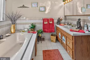 2441 S 13th St, Philadelphia, PA 19148 - Photo 27