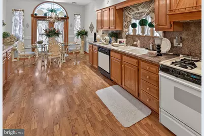 2441 S 13th Street, Philadelphia, PA 19148 - Photo 15