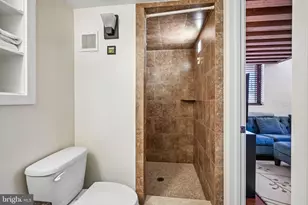 1201 Fitzwater St, Philadelphia, PA 19147 - Photo 21