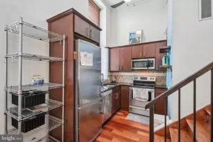 1201 Fitzwater St, Philadelphia, PA 19147 - Photo 9
