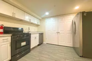 2710 Dothan Plaza, Philadelphia, PA 19153 - Photo 3
