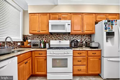 2638 S Juniper Street, Philadelphia, PA 19148 - Photo 9