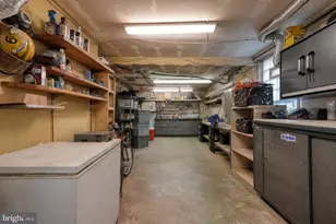 9745 Portis Rd, Philadelphia, PA 19115 - Photo 35