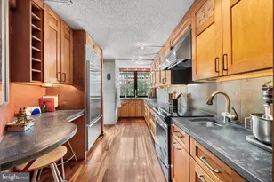 241 S 6th St, Philadelphia, PA 19106 - Photo 17