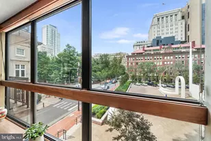 241 S 6th St, Philadelphia, PA 19106 - Photo 15
