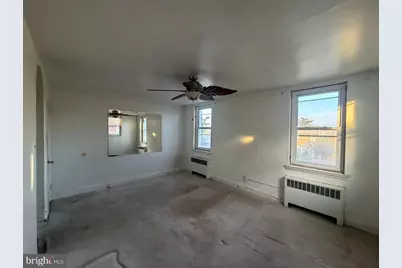 941 E Slocum Street, Philadelphia, PA 19150 - Photo 33