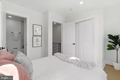2345 S Bancroft Street, Philadelphia, PA 19145 - Photo 19