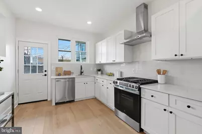 2345 S Bancroft Street, Philadelphia, PA 19145 - Photo 9