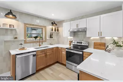 1417 S Bouvier Street, Philadelphia, PA 19146 - Photo 11