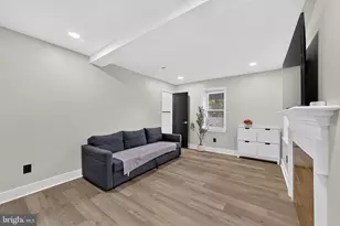 1542 Haines St, Philadelphia, PA 19126 - Photo 13