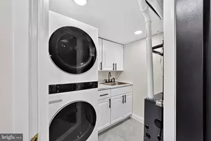 1542 Haines St, Philadelphia, PA 19126 - Photo 25