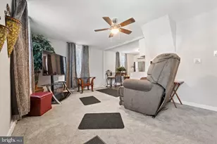 475 Evergreen Ave, Philadelphia, PA 19128 - Photo 3